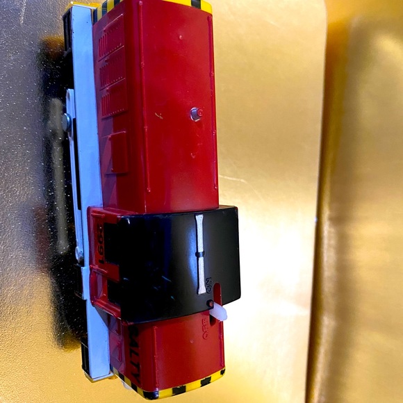THOMAS AND FRIENDS VINTAGE 2002 TOMY SALTY #2991 RED TRAIN APPROX 4.75” - Picture 10 of 13